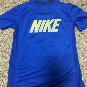 Nike t-shirt